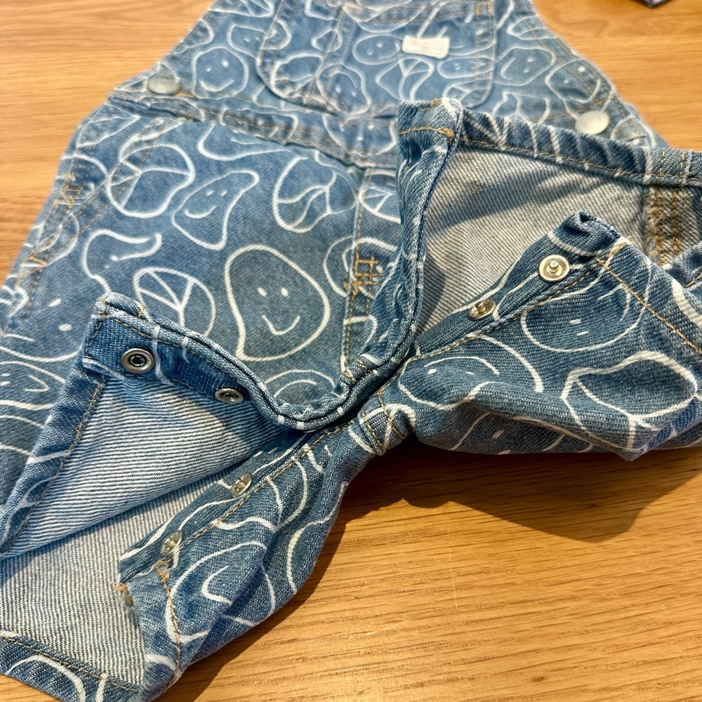 Old Navy Blue Denim Short Overalls with Smile Print - Picture 9 of 10